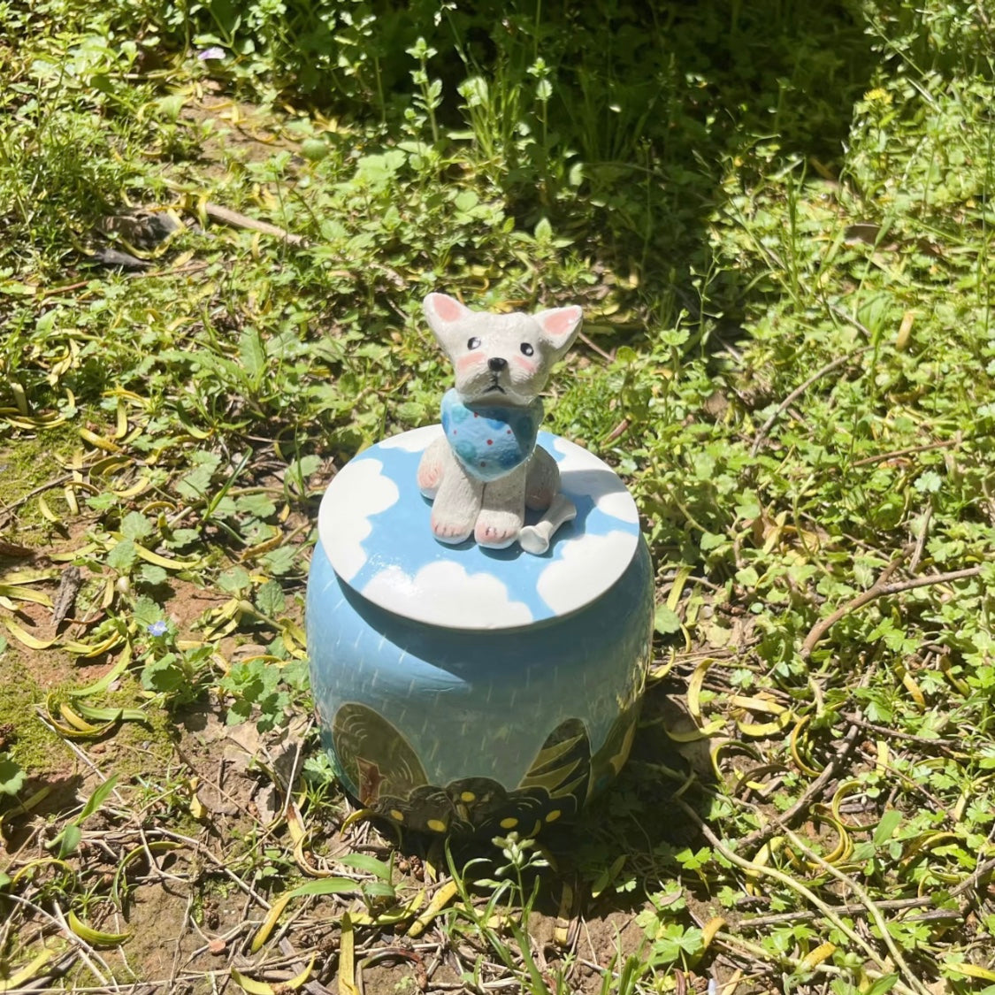 Handmade Ceramic Pet Urn for Ashes with 3D Figurine Lid shown in an additional product image for shoppers comparing details.