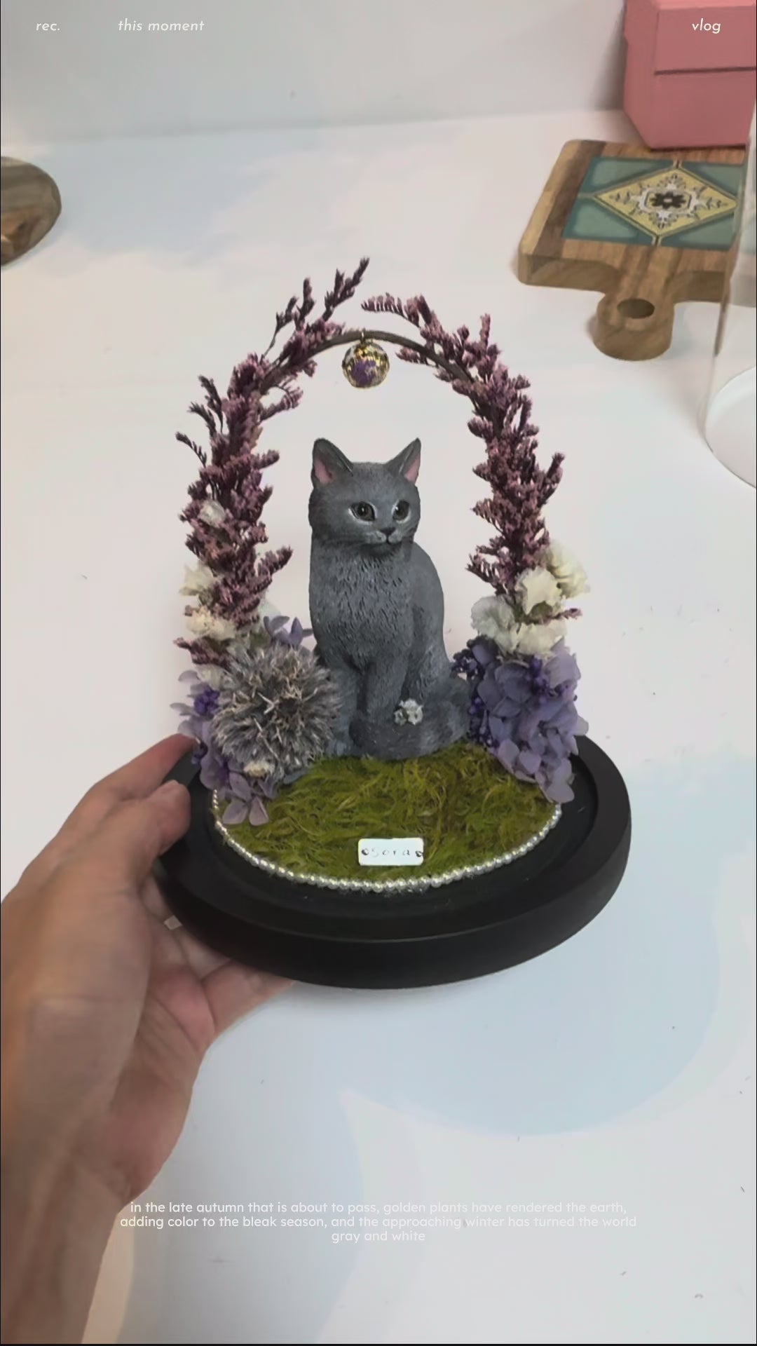 Custom Pet Memorial Flower Dome – Personalized Pet Replica Keepsake